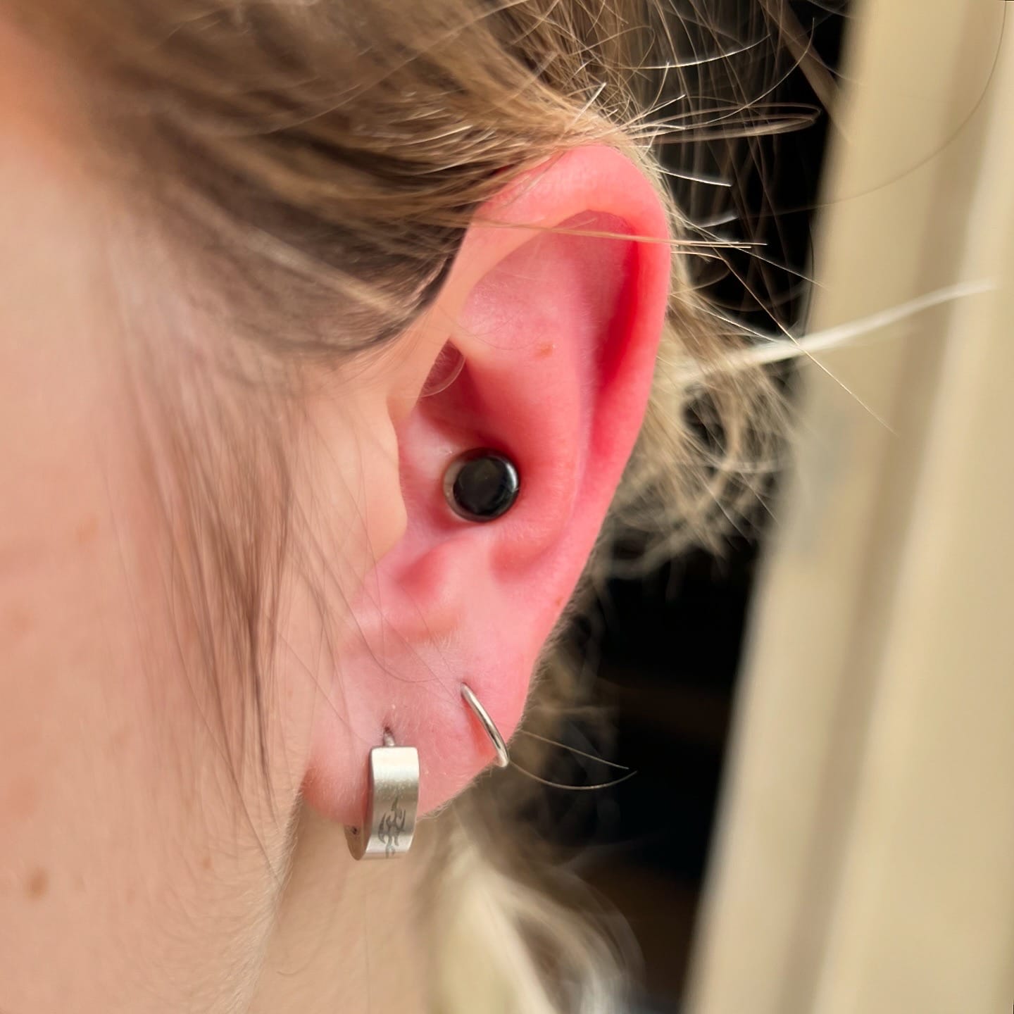 Nara — piercing 5